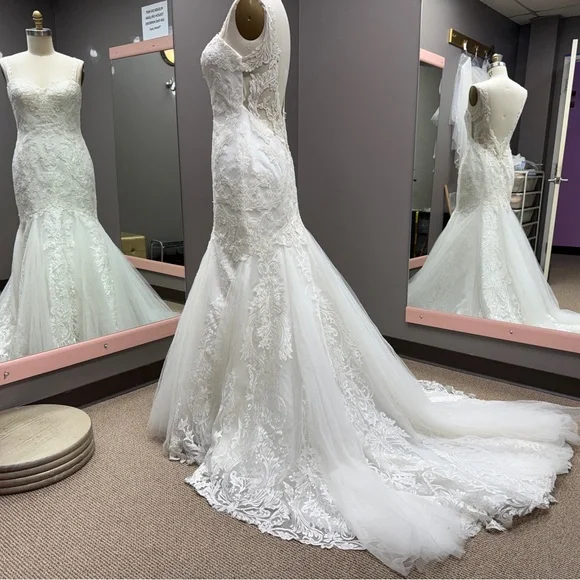 Casablanca Wedding Dress